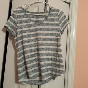 Sonoma Goods For Life Everyday Short Sleeve V-Neck Tee